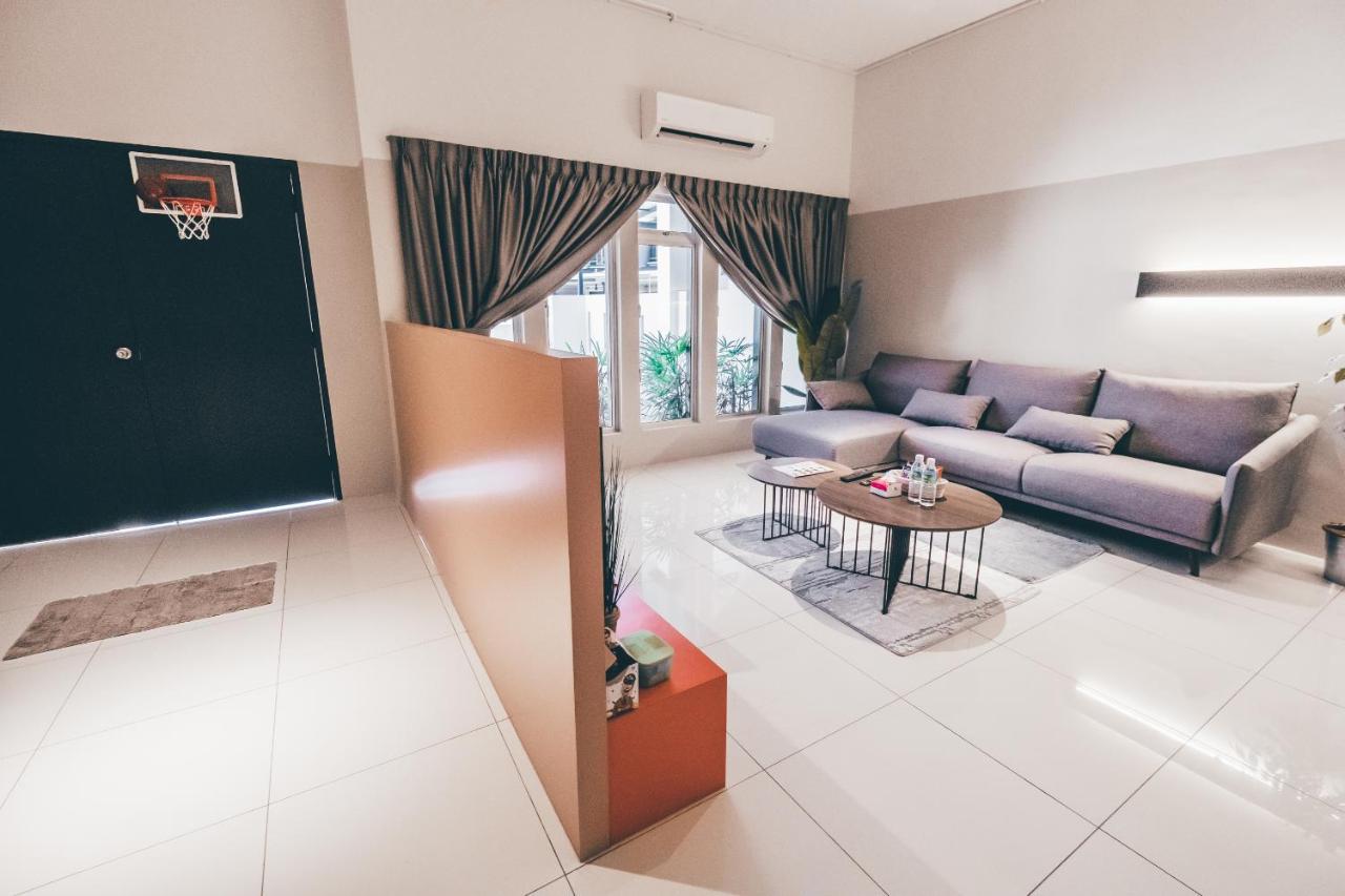 J Residence บันติง ภายนอก รูปภาพ